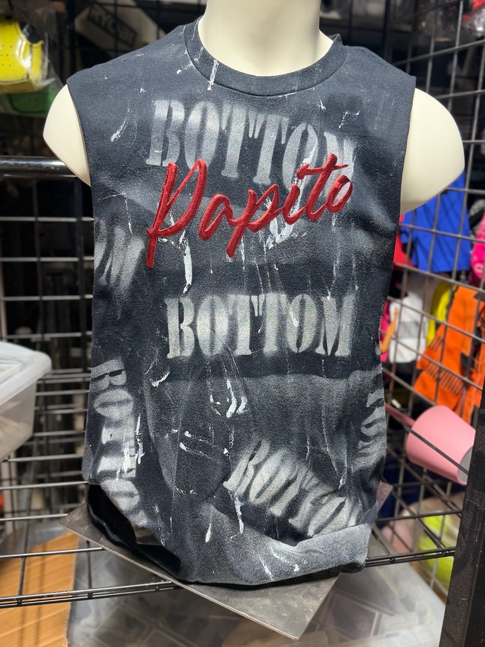 Papito Botton Black Graphic Men's Tank Top